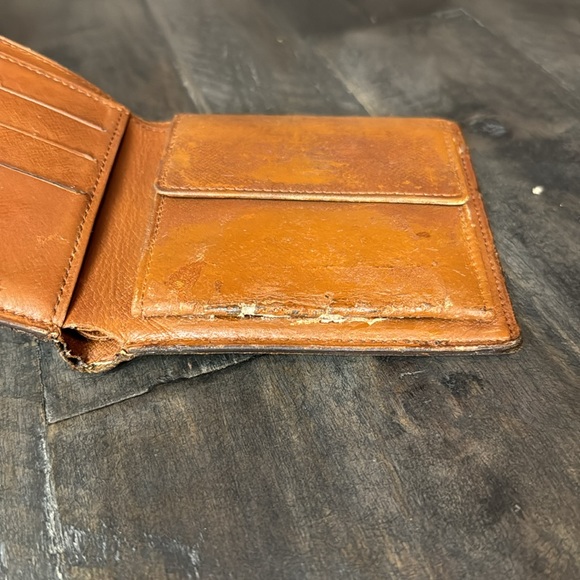 Louis Vuitton Bifold Mens Wallet - Picture 7 of 11